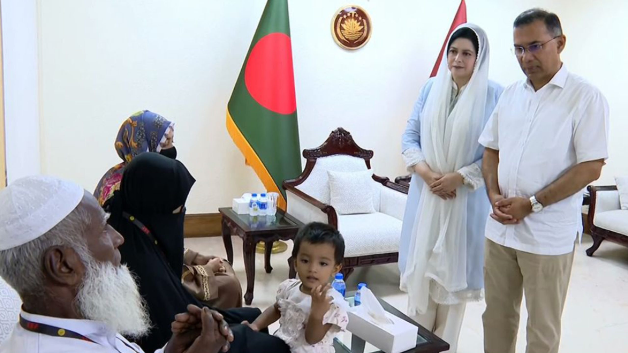 প্রধানমন্ত্রীর সঙ্গে শহীদ সেনাসদস্যদের পরিবারের সাক্ষাৎ, আর্থিক সহায়তা