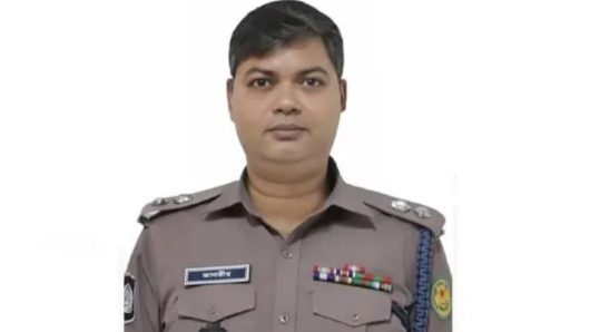 গুলশানে আওয়ামী লীগের মিছিল, ওসির পর সরানো হলো ডিসিকেও