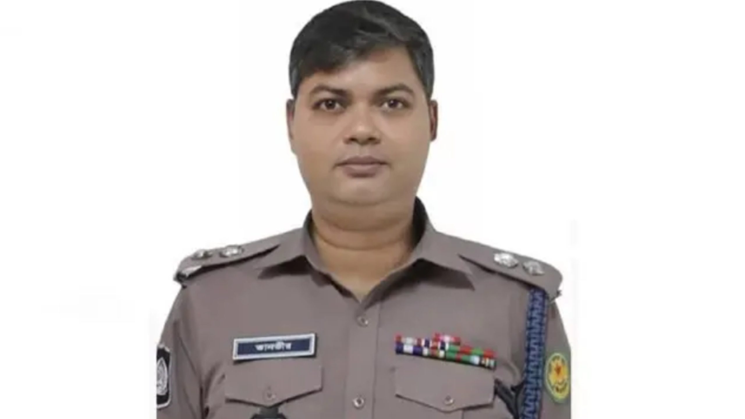 গুলশানে আওয়ামী লীগের মিছিল, ওসির পর সরানো হলো ডিসিকেও