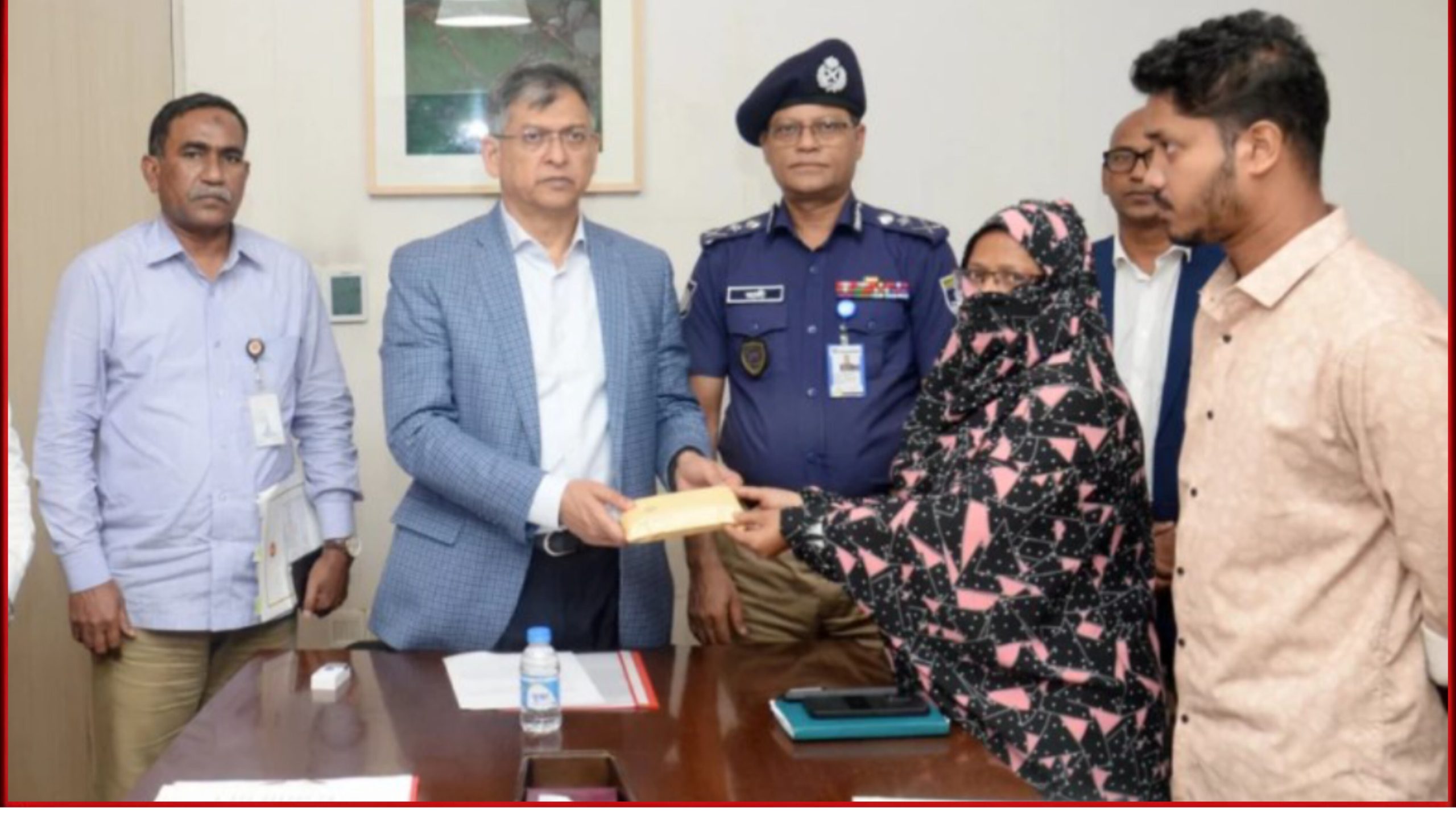 এসআই আলতাফ হত্যায় জড়িতদের দ্রুত বিচার নিশ্চিত করা হবে: স্বরাষ্ট্রমন্ত্রী