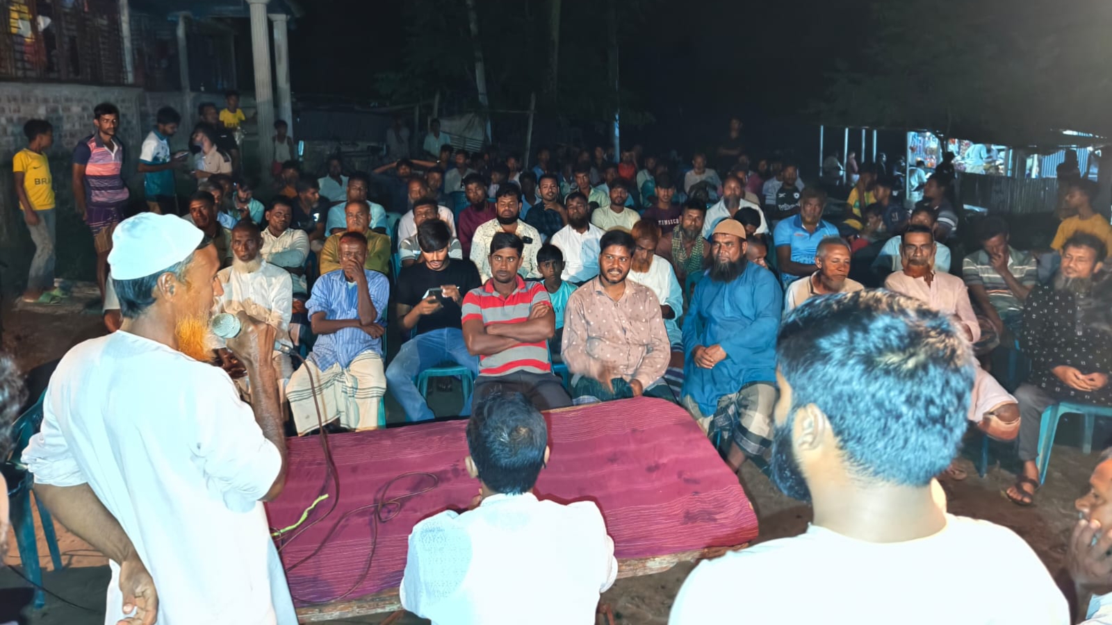 সিংড়ায় ইটালী ইউপির চেয়ারম্যান প্রার্থী  ‎সোহানুরের নির্বাচনী উঠান বৈঠক অনুষ্ঠিত