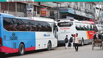২০০ টাকা পর্যন্ত বেড়েছে এসি বাসের ভাড়া, ব্যবস্থা নিতে পারছে না বিআরটিএ