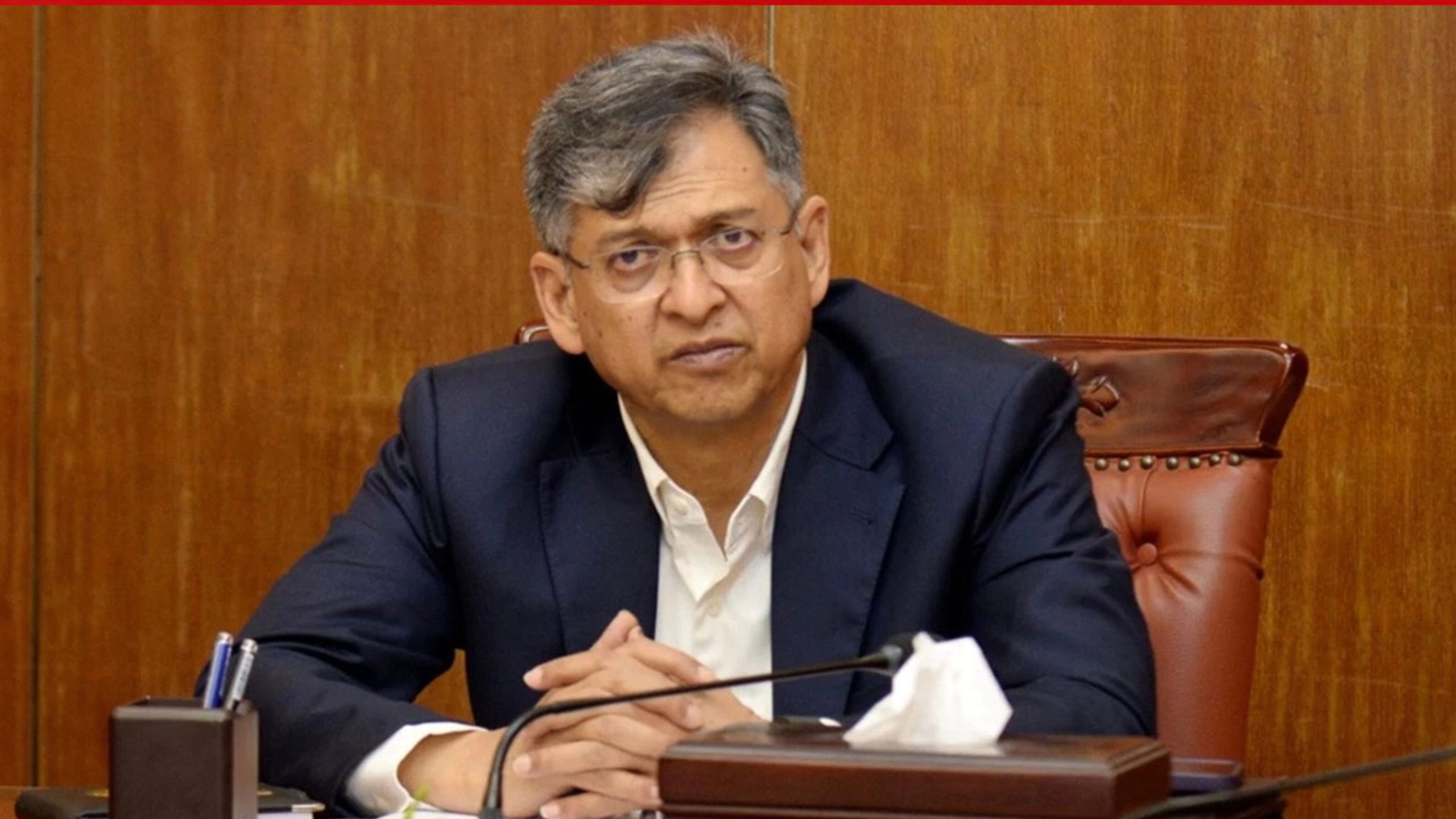 আওয়ামী দোসরদের গ্রেপ্তার করলে পুলিশকে পুরস্কৃত করা হবে: স্বরাষ্ট্রমন্ত্রী