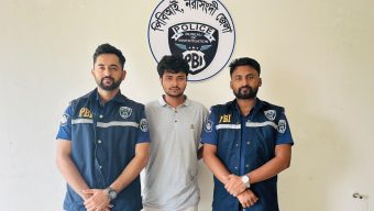 নরসিংদী চাচীকে ধর্ষণের অভিযোগে ভাতিজা গ্রেপ্তার