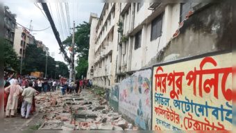 রাজধানী মিরপুরে দেয়াল ধস, মৃত্যু বেড়ে দুই