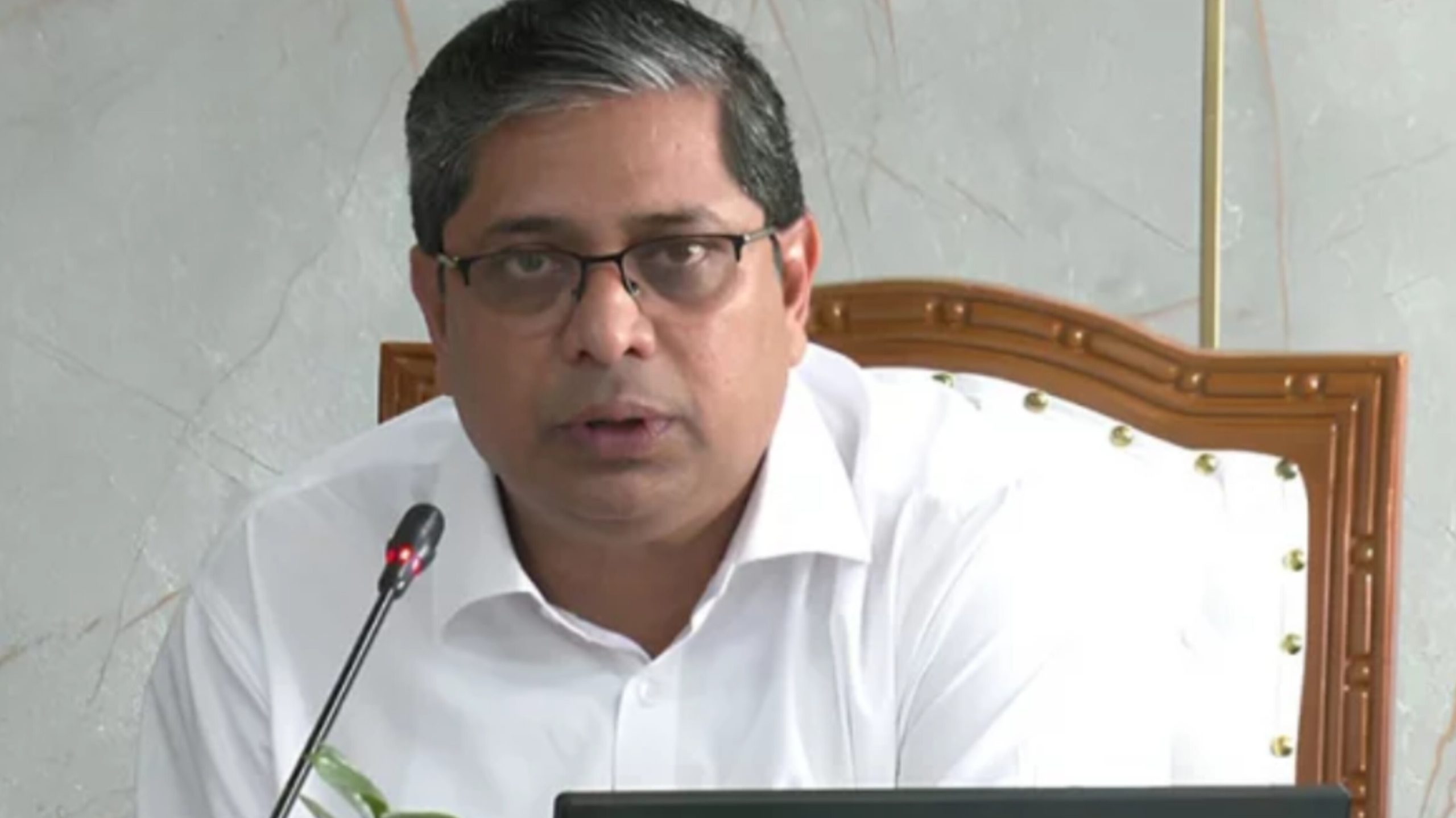স্থানীয় নির্বাচনে প্রার্থীদের শিক্ষাগত যোগ্যতার বাধ‍্যবাধকতা নেই: প্রতিমন্ত্রী