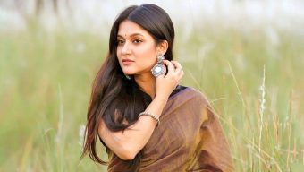 জীবনের নতুন অধ্যায়ে পা রেখে সবার কাছে দোয়া চাইলেন মিথিলা