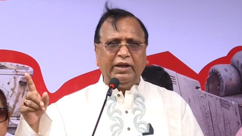 ফুটপাতে পুনরায় দোকানপাট গড়ে তোলা হলে কঠোর আইনি ব্যবস্থা: ডিএসসিসি প্রশাসক