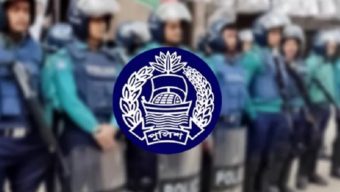 ৭০০ পুলিশ সদস্যের বিরুদ্ধে গ্রেপ্তারি পরোয়ানা