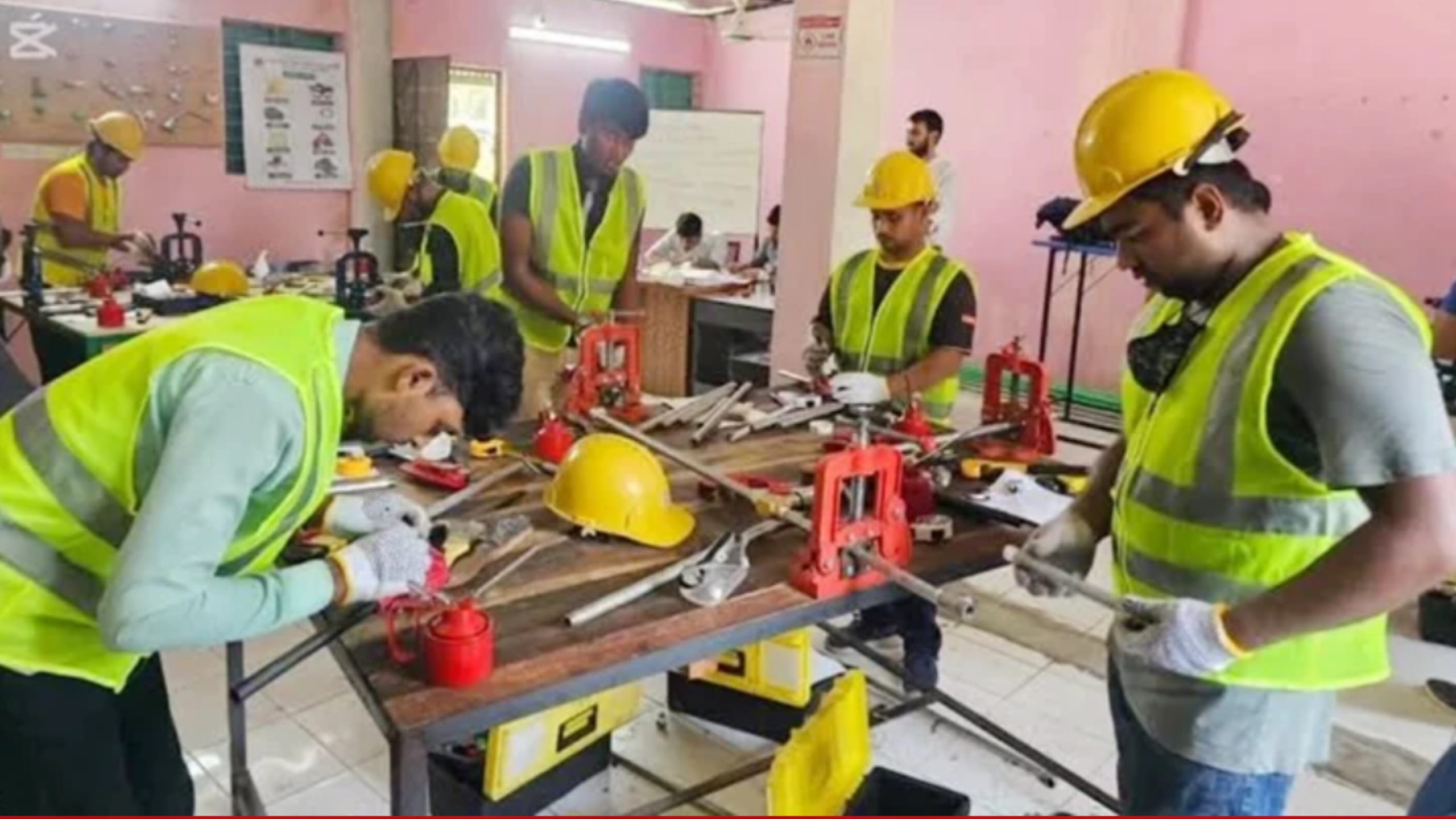 বিনামূল্যে প্রশিক্ষণ নিয়ে ইতালিসহ ইউরোপে যাওয়ার সুযোগ