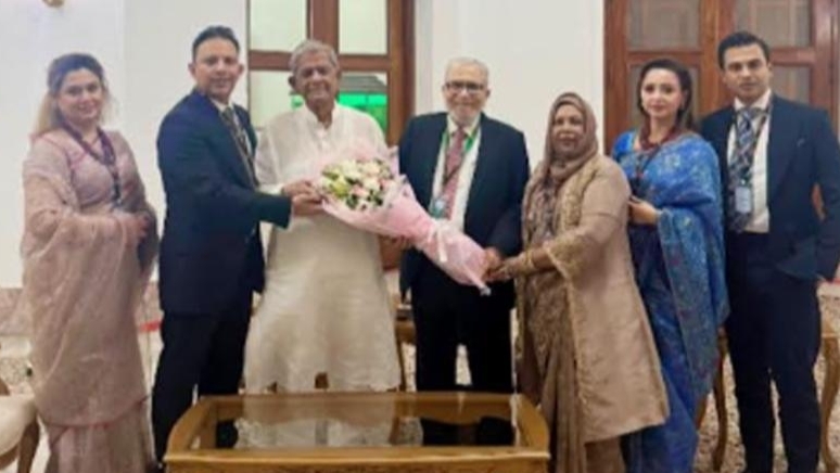 রাষ্ট্রপতির আমন্ত্রণে বঙ্গভবনে সপরিবারে নবনির্বাচিত এমপি ফয়সল
