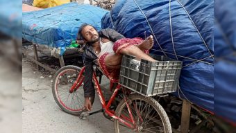 ‎ক্ষুধা বড়ই নিষ্ঠুর