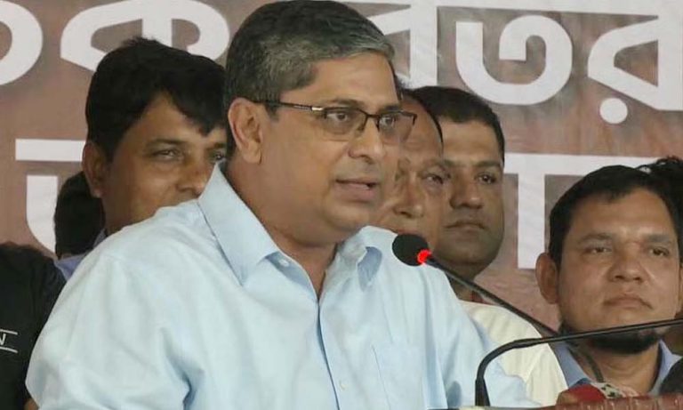 ‎ড. ইউনূস কত চালাক, পে স্কেলও আমাদের ওপর চাপিয়ে গেছেন