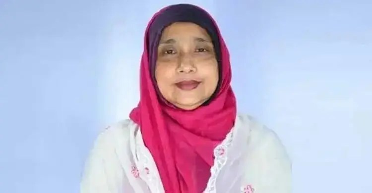 এবার দল থেকেও মিষ্টিকে পদত্যাগের নির্দেশ